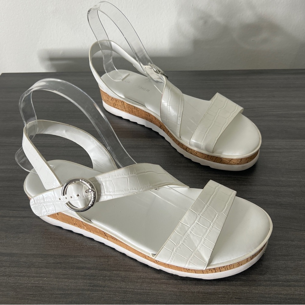 MARC FISHER Size 9M White Sandals GRANDIE FLAT wedge SANDALs Buckle Strap
